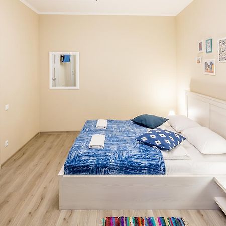 Dominic Apartments Lviv Bagian luar foto